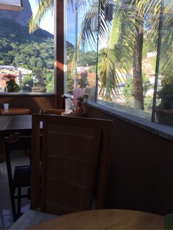 Salon Prime Bistro