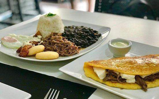Andino's Bar Cafe