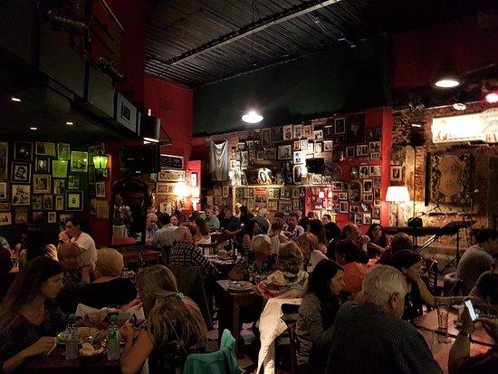 El Argentino Bar