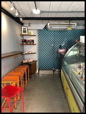 Amarena Gelateria Italiana