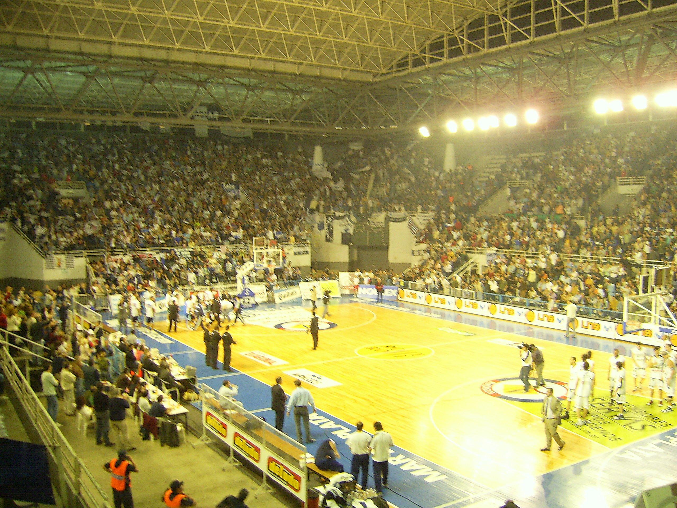 Estadio Polideportivo Islas Malvinas