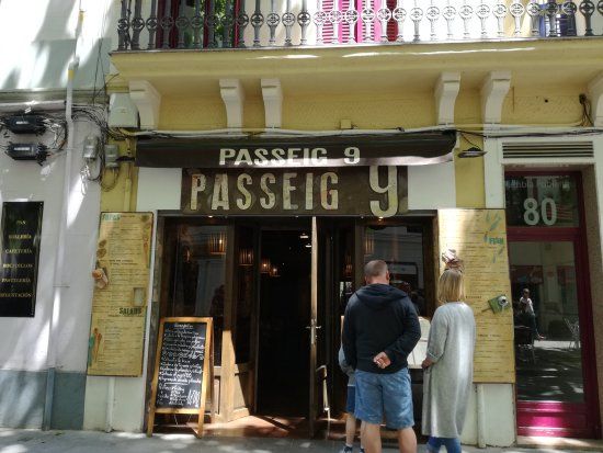 Passeig 9