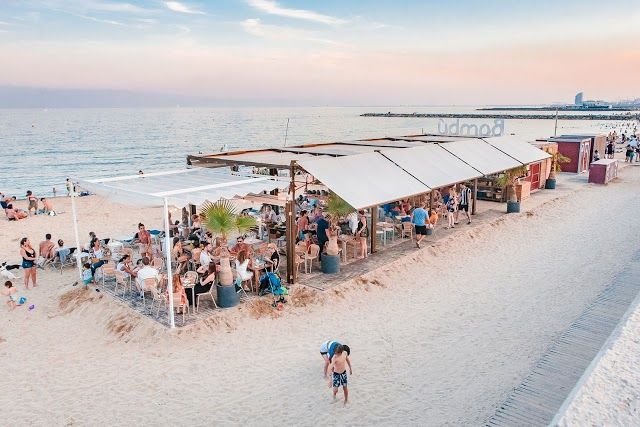Bambu Beach Bar
