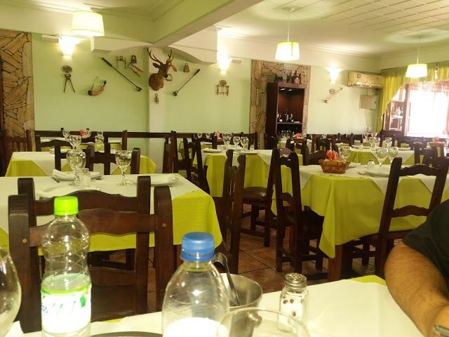 Los Troncos